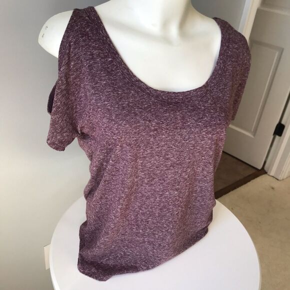 Cold Shoulder Top - Picture 2 of 5